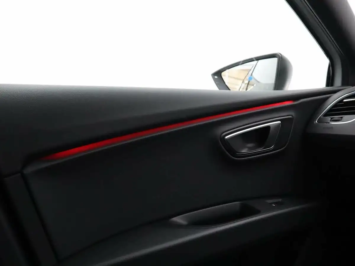 2020-seat-leon-15-tsi-evo-fr-black-edition-150ps-hatchback-dsg-big-39