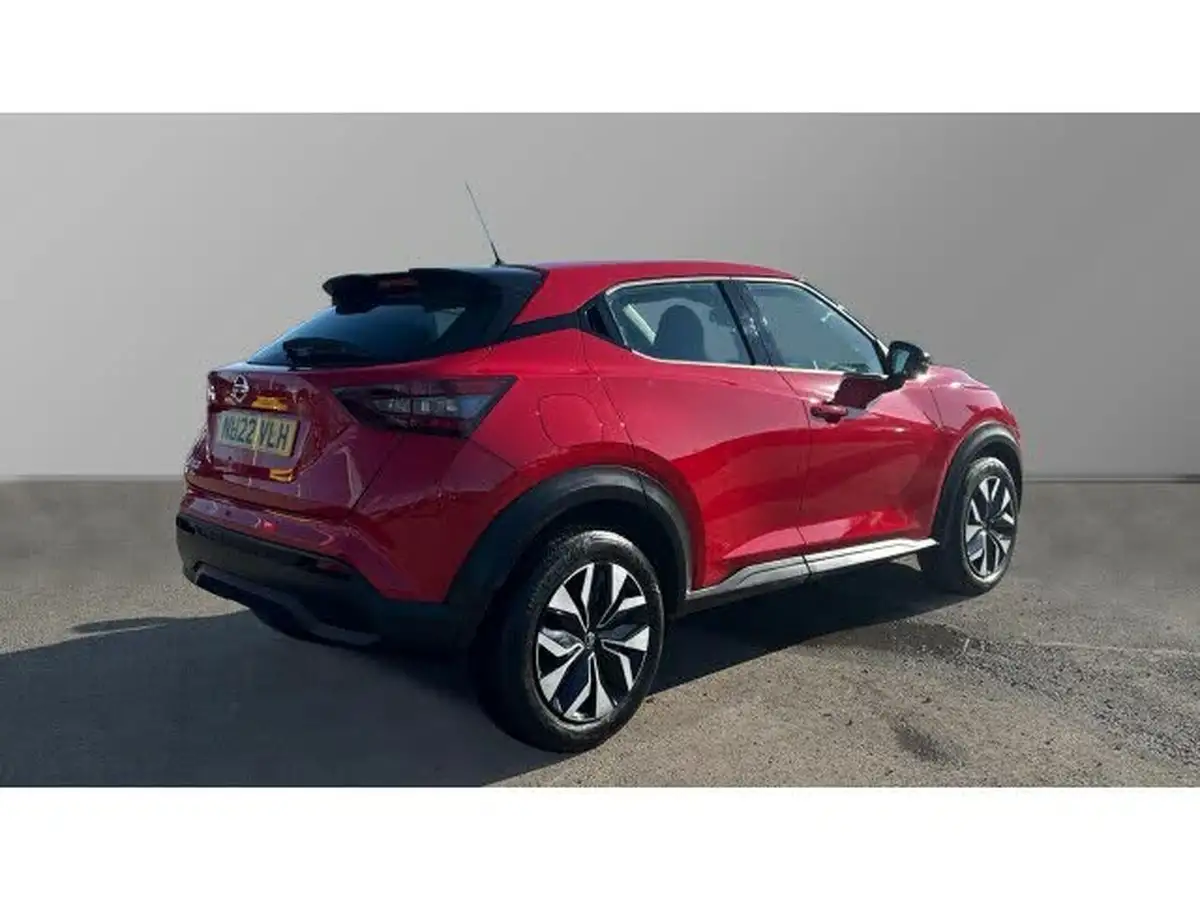 2022-nissan-juke-10-dig-t-acenta-big-1