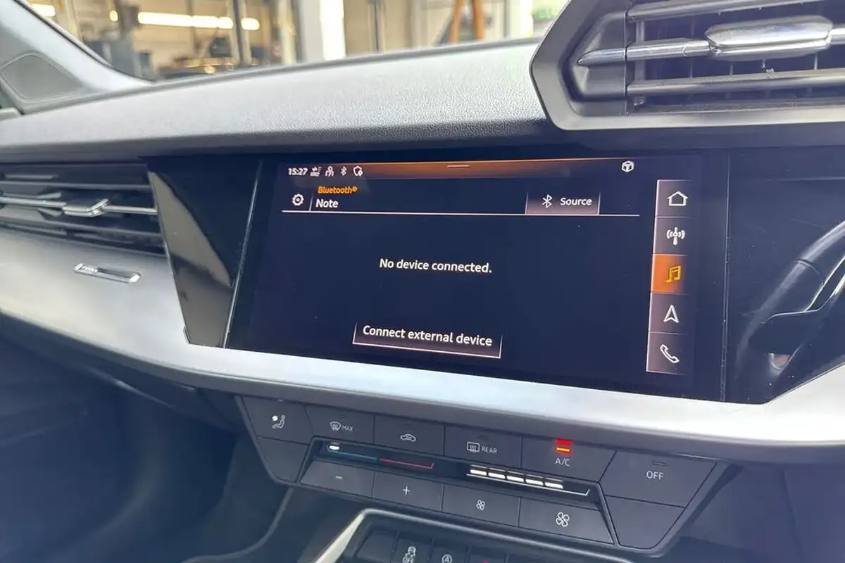 2023-audi-a3-10-30-tfsi-technik-big-35