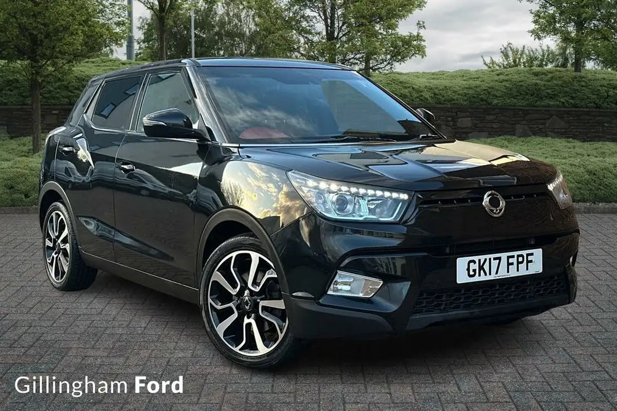 2017-kgm-ssangyong-tivoli-16td-elx-2wd-big-0
