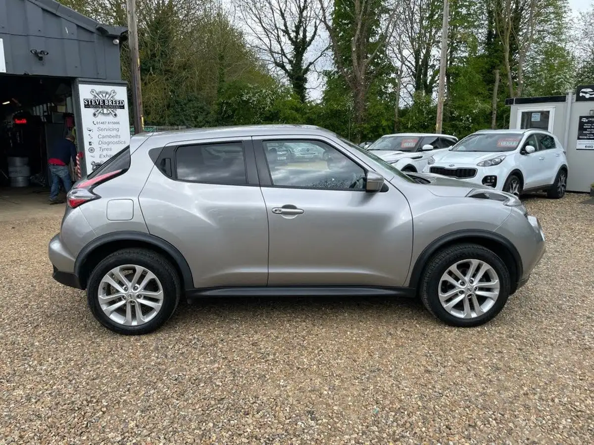 2017-nissan-juke-16-n-connecta-big-13