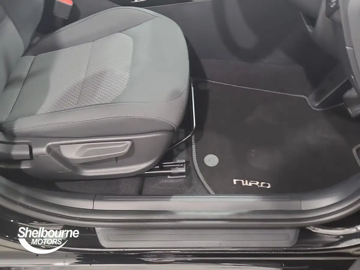 2024-kia-niro-ev-e-2-big-7