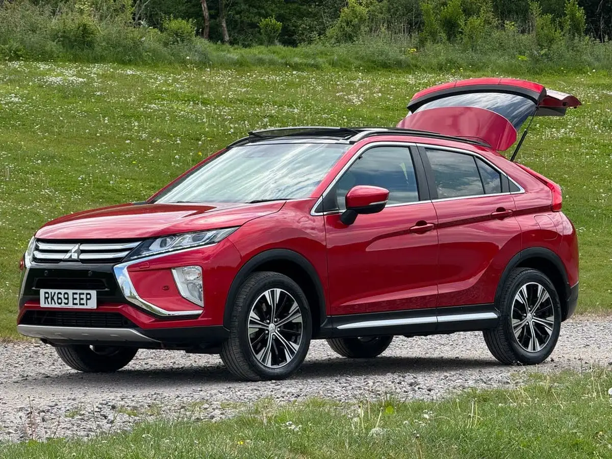 2019-mitsubishi-eclipse-cross-15-4-auto-big-9