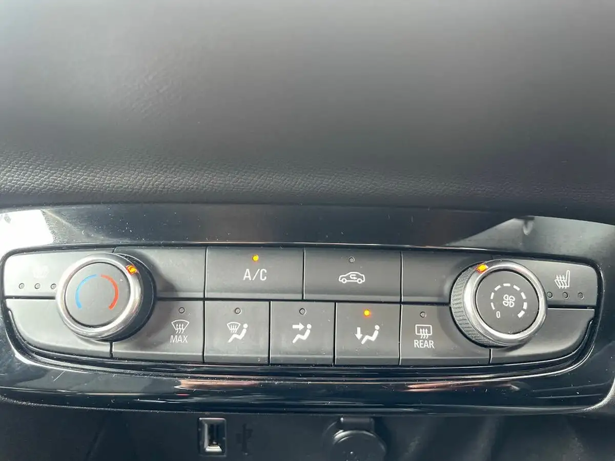 2021-vauxhall-corsa-12-turbo-griffin-edition-big-21