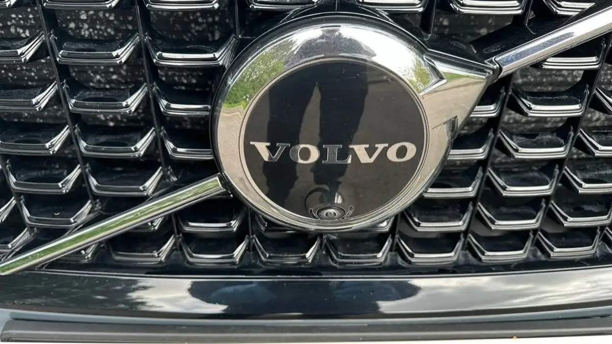 2024-volvo-xc60-20-b5-plus-big-39