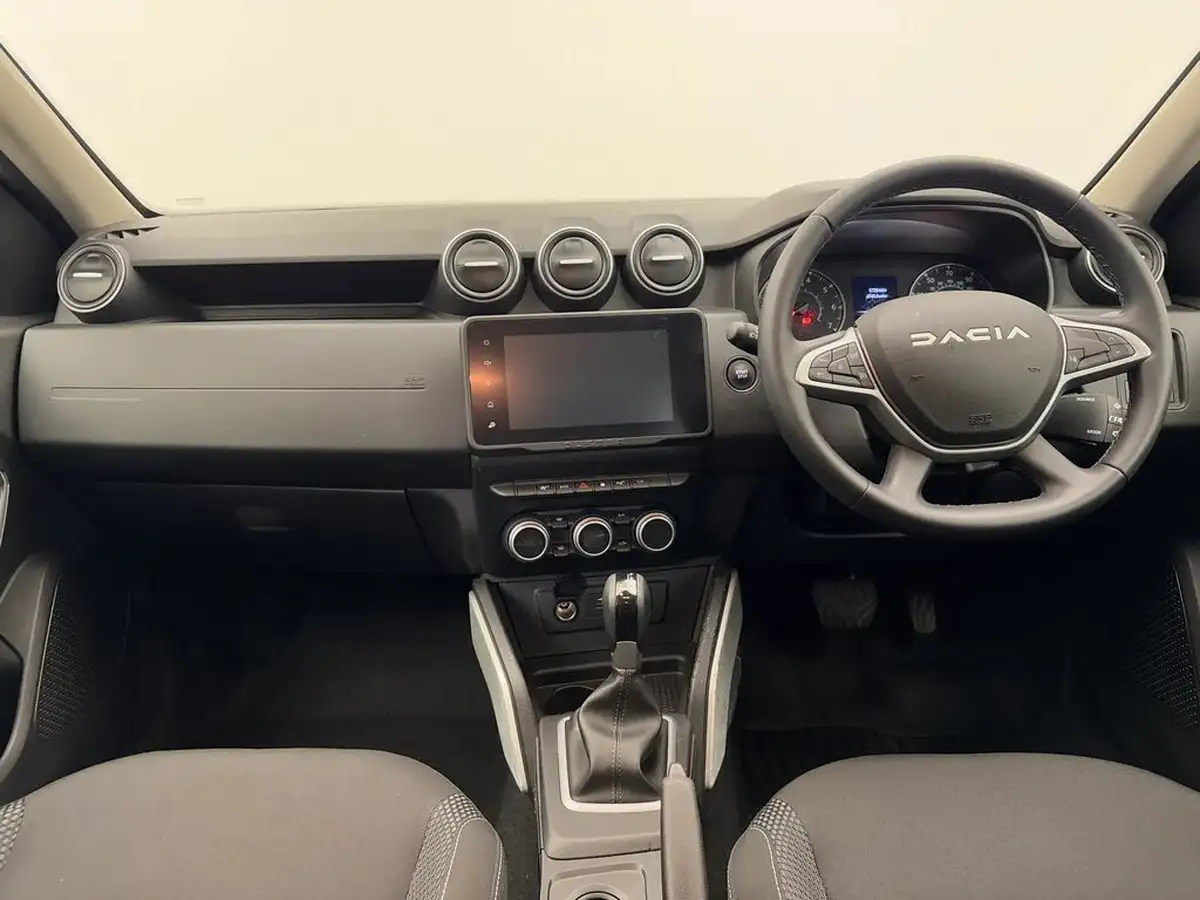 2024-dacia-duster-13-tce-journey-150bhp-1332cc-edc-big-9