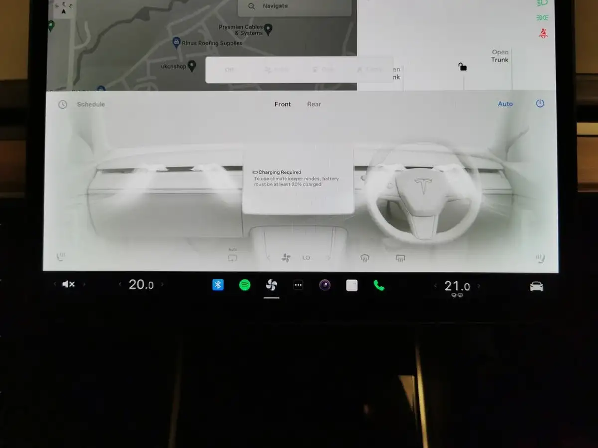 2020-tesla-model-3-e-long-range-big-18