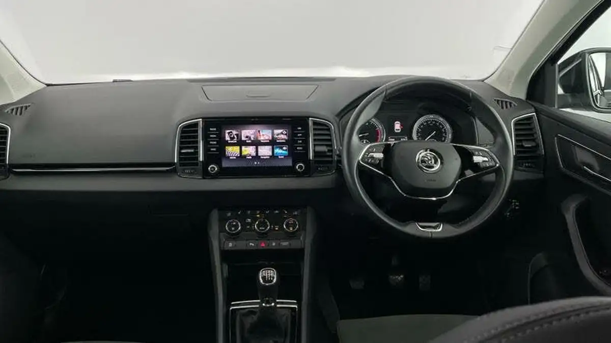 2021-skoda-karoq-15-tsi-se-l-big-7