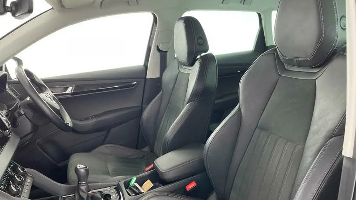 2021-skoda-karoq-15-tsi-se-l-big-31
