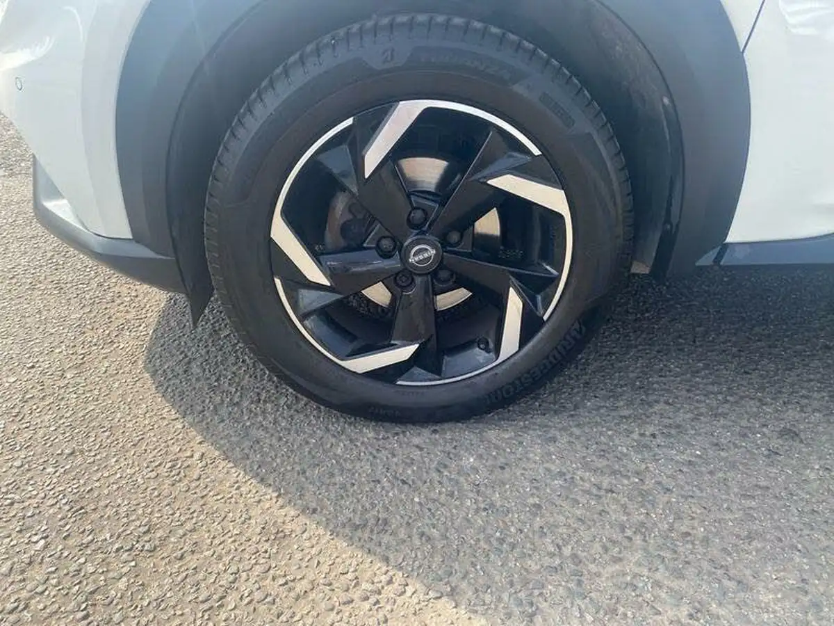 2023-nissan-juke-10-dig-t-n-connecta-big-8