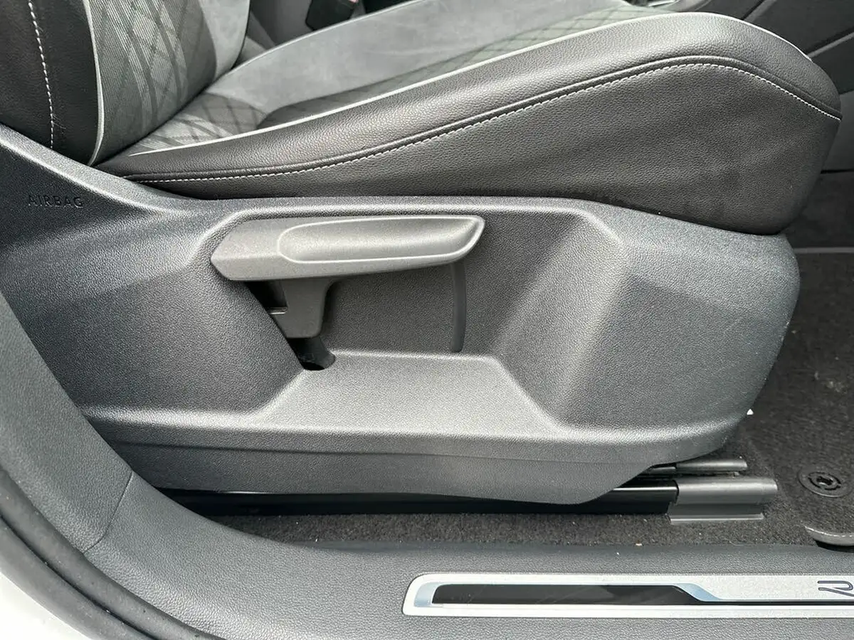 2021-volkswagen-tiguan-big-29