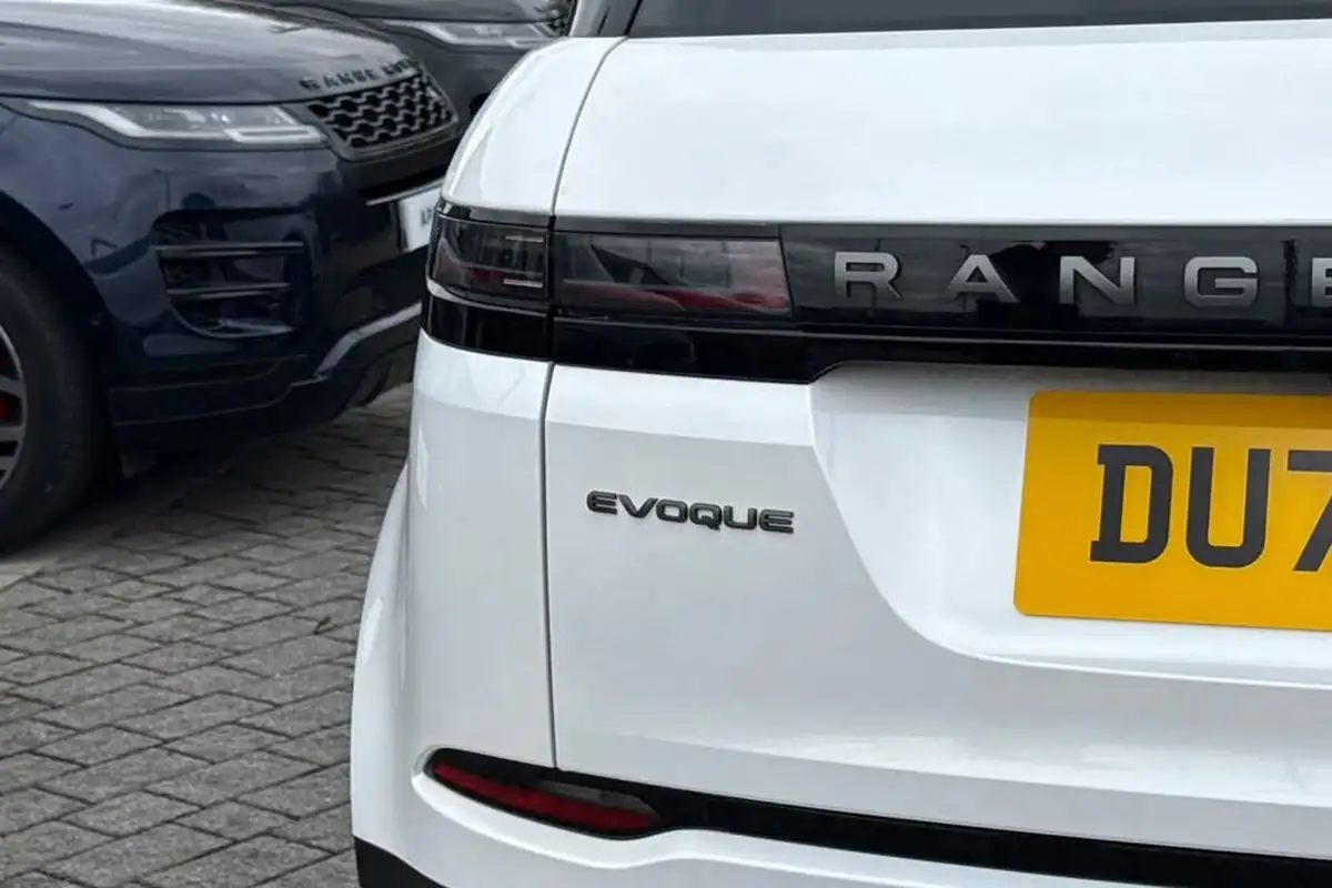 2024-land-rover-range-rover-evoque-20-d200-s-big-25