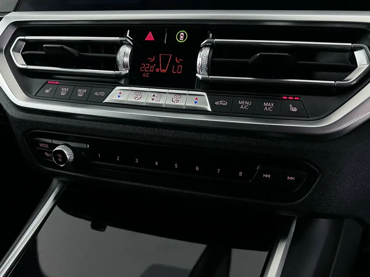 2021-bmw-3-series-20-330e-m-sport-pro-edition-saloon-4d-big-31