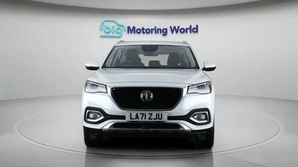 2022-mg-hs-15t-gdi-excite-162ps-big-2