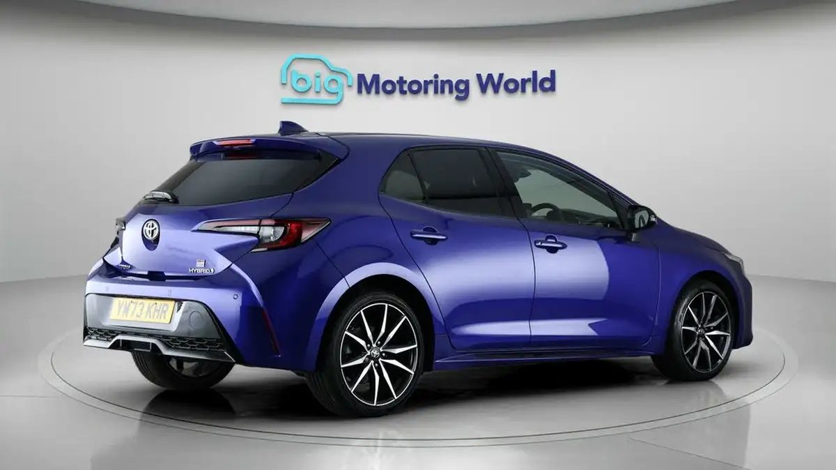 2024-toyota-corolla-18-vvt-i-gr-sport-hatchback-big-7