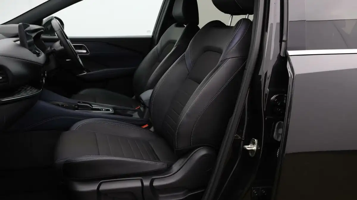 2022-nissan-qashqai-15-tekna-big-14