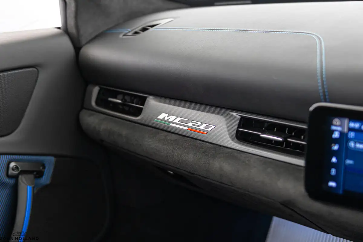 2023-maserati-mc20-30-no-trim-big-37