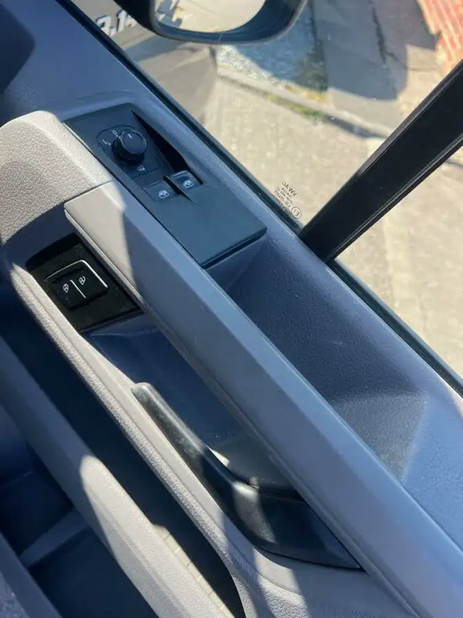 2020-man-tge-20-td-3140-long-high-roof-panel-auto-big-18