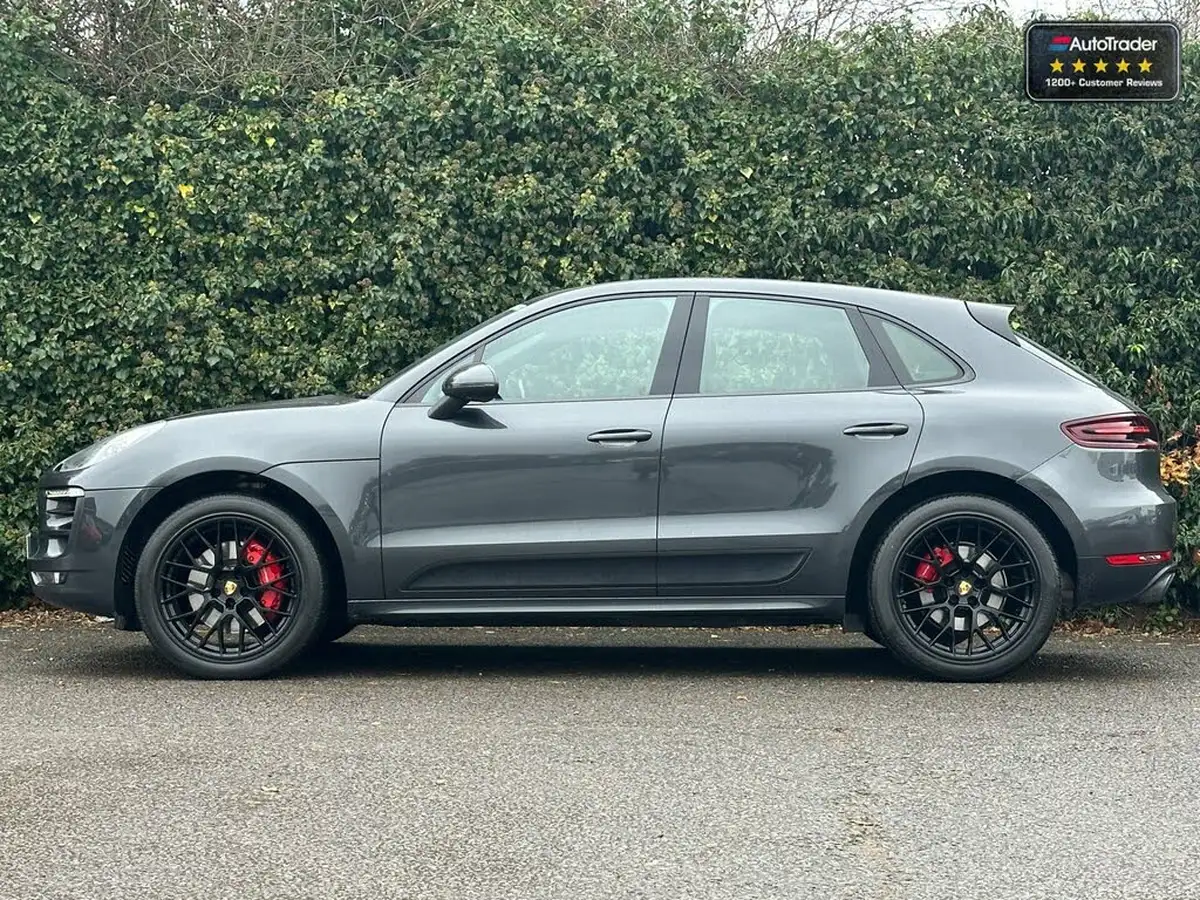 2018-porsche-macan-30-gts-big-5