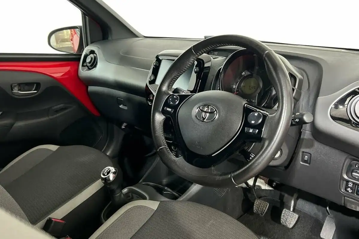 2022-toyota-aygo-10-vvt-i-x-trend-tss-big-8