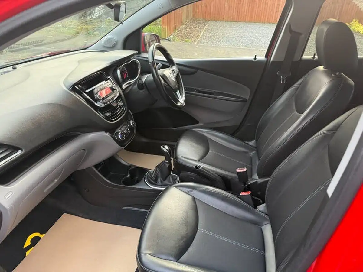 2015-vauxhall-viva-10i-sl-big-18