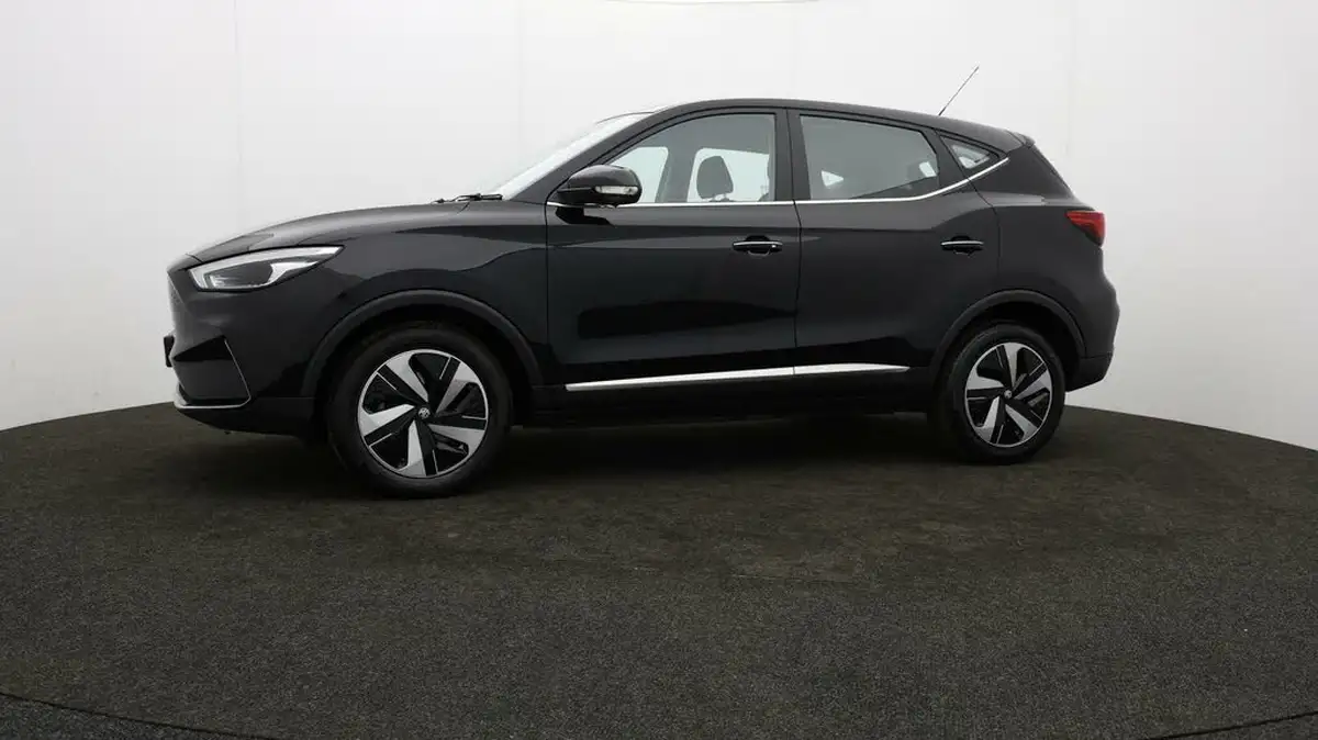 2022-mg-zs-suv-e-se-ev-156ps-long-range-big-62