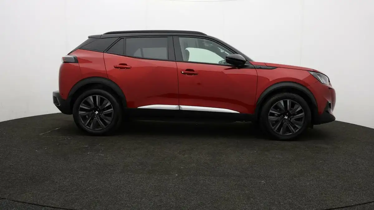 2021-peugeot-2008-suv-e-gt-premium-big-38