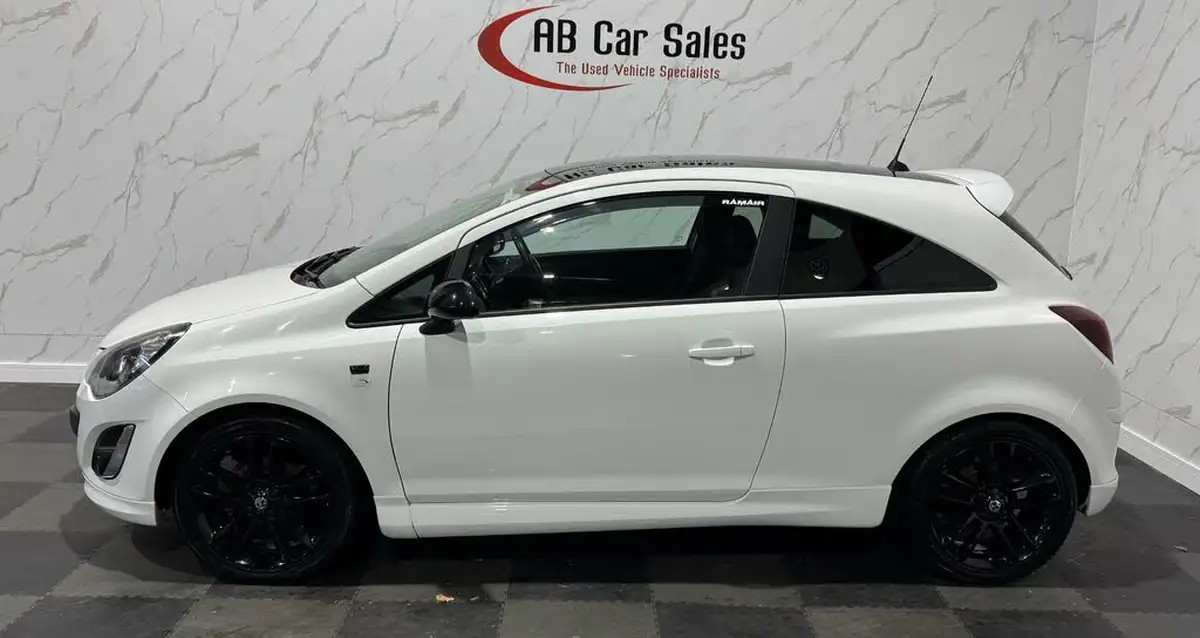2014-vauxhall-corsa-12-3d-big-6