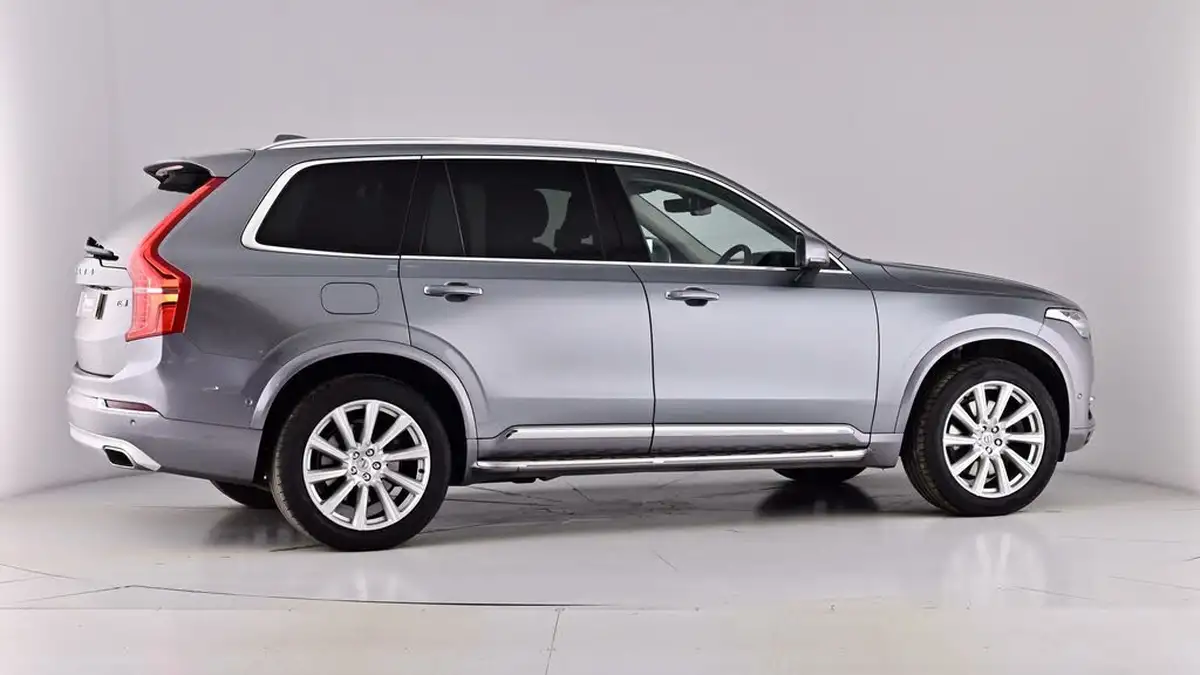 2018-volvo-xc90-20-t8-inscription-384bhp-awd-twin-engine-big-68