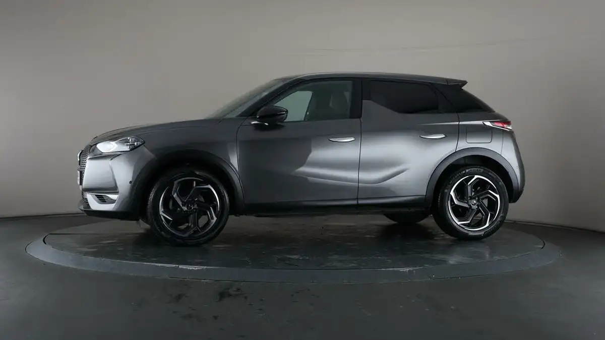 2021-ds-ds-3-crossback-12-puretech-ultra-prestige-130ps-big-38