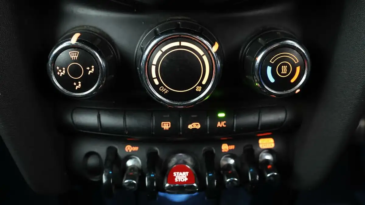 2021-mini-cooper-20-cooper-s-sport-hatchback-3d-auto-big-11