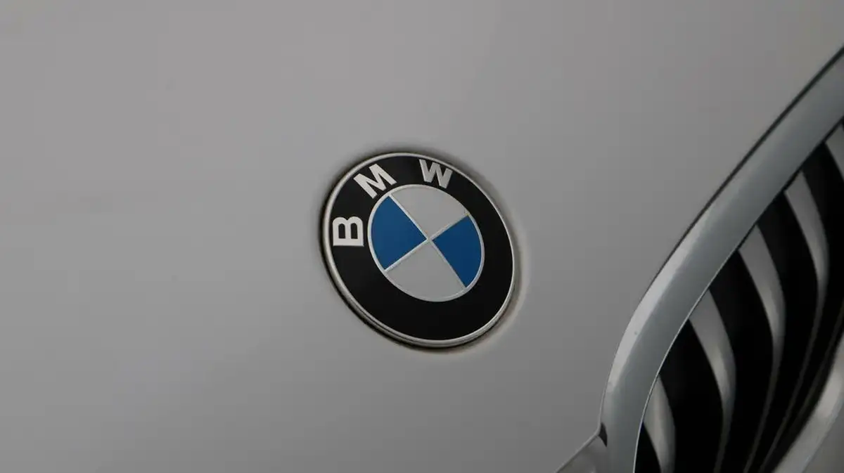 2021-bmw-x1-20-xdrive20i-xline-big-23