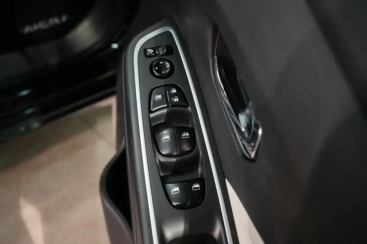 2022-nissan-micra-10-ig-t-tekna-cvt-big-18