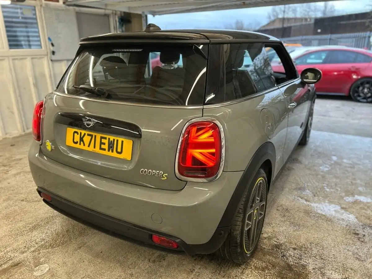 2021-mini-cooper-e-cooper-s-2-big-18