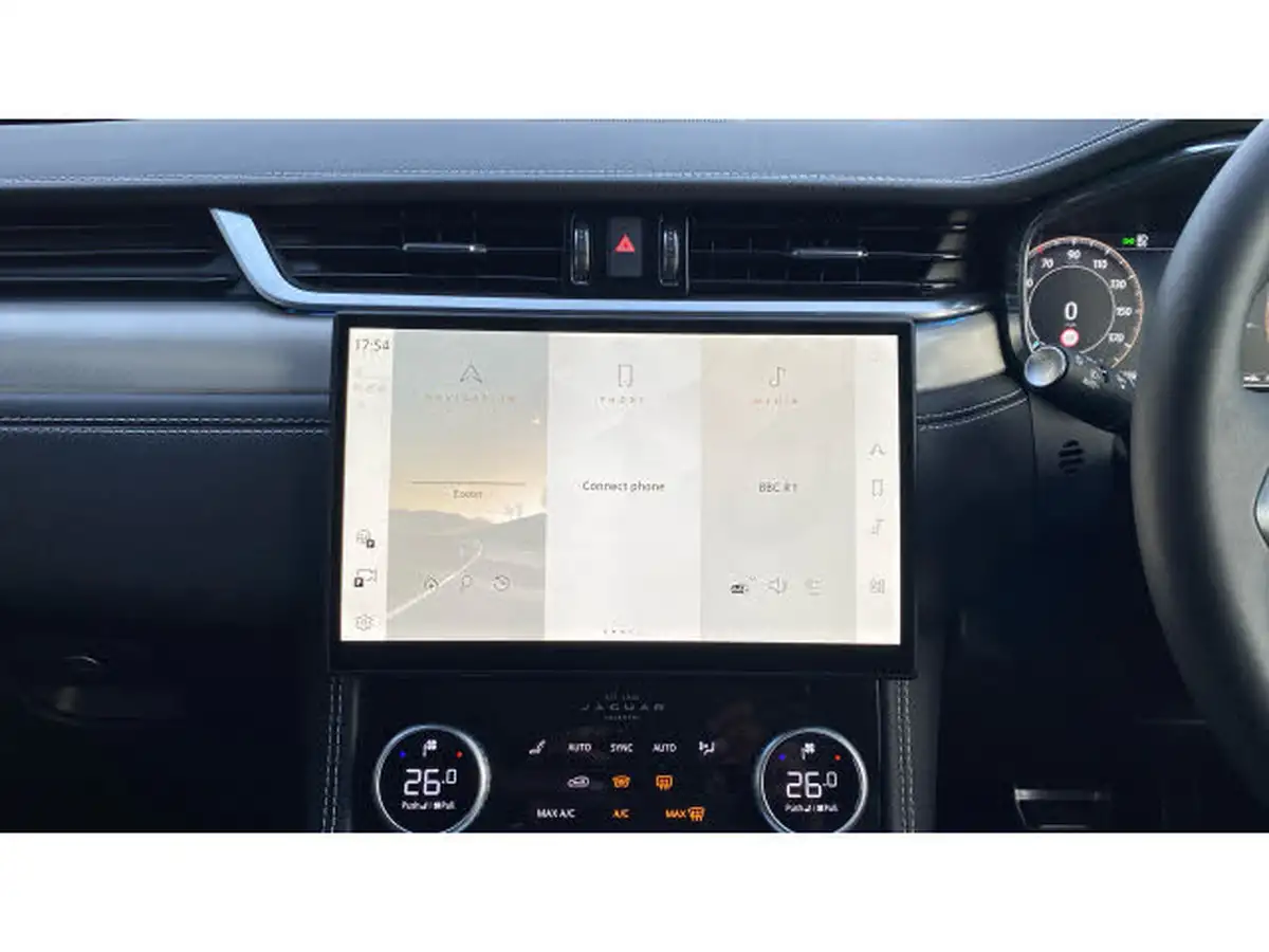 2024-jaguar-f-pace-20-d200-r-dynamic-se-black-90th-anniversary-edition-big-13