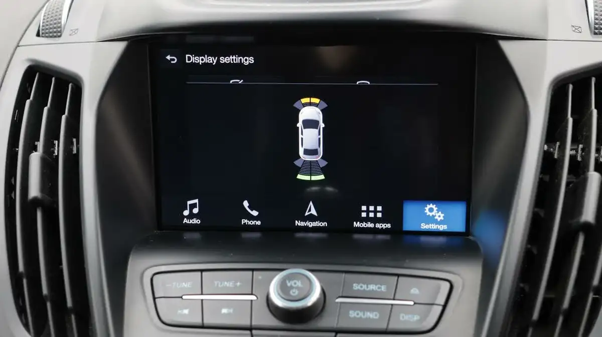 2019-ford-kuga-15tdci-st-line-ss-big-26