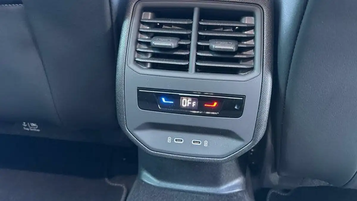 2023-cupra-formentor-15-tsi-v1-big-33