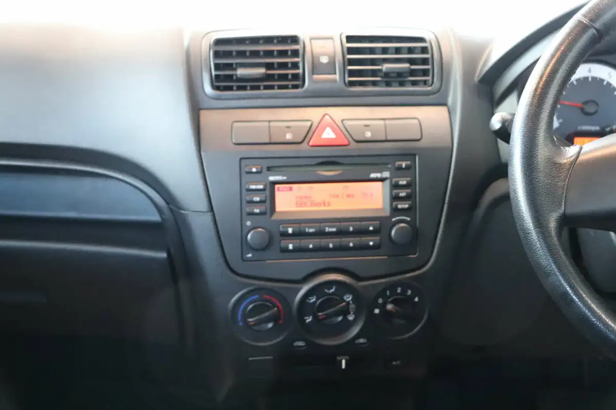 2011-kia-picanto-11-picanto-2-auto-big-13