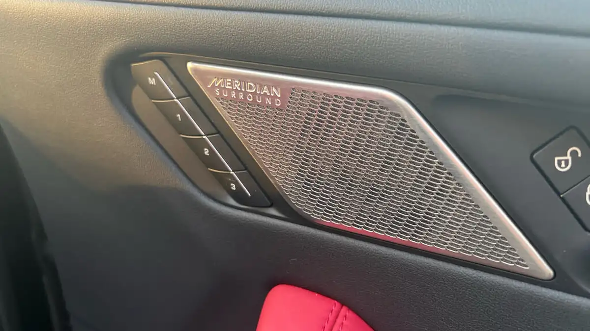 2019-jaguar-i-pace-ev400-hse-big-26