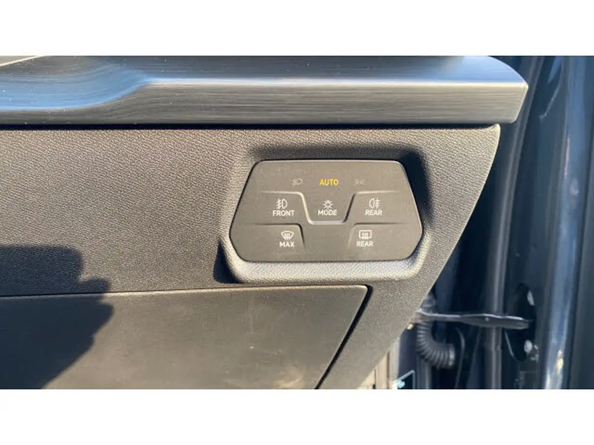 2024-cupra-leon-nf-20-tsi-vz2-design-edition-300ps-hatchback-big-24