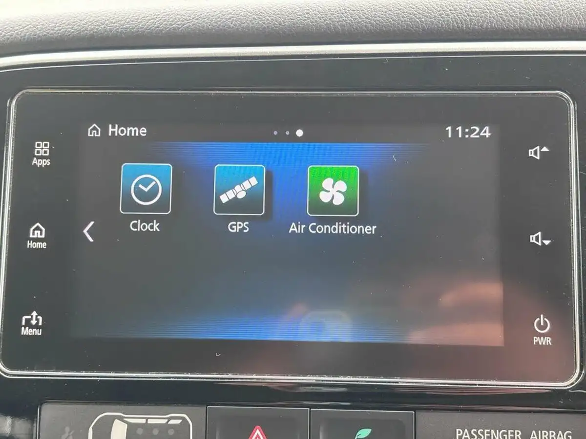 2018-mitsubishi-outlander-20-4h-phev-big-30