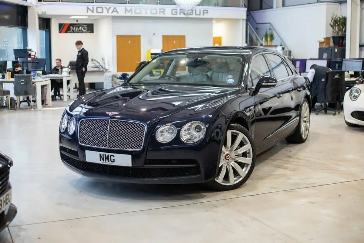 2017-bentley-flying-spur-40-big-5