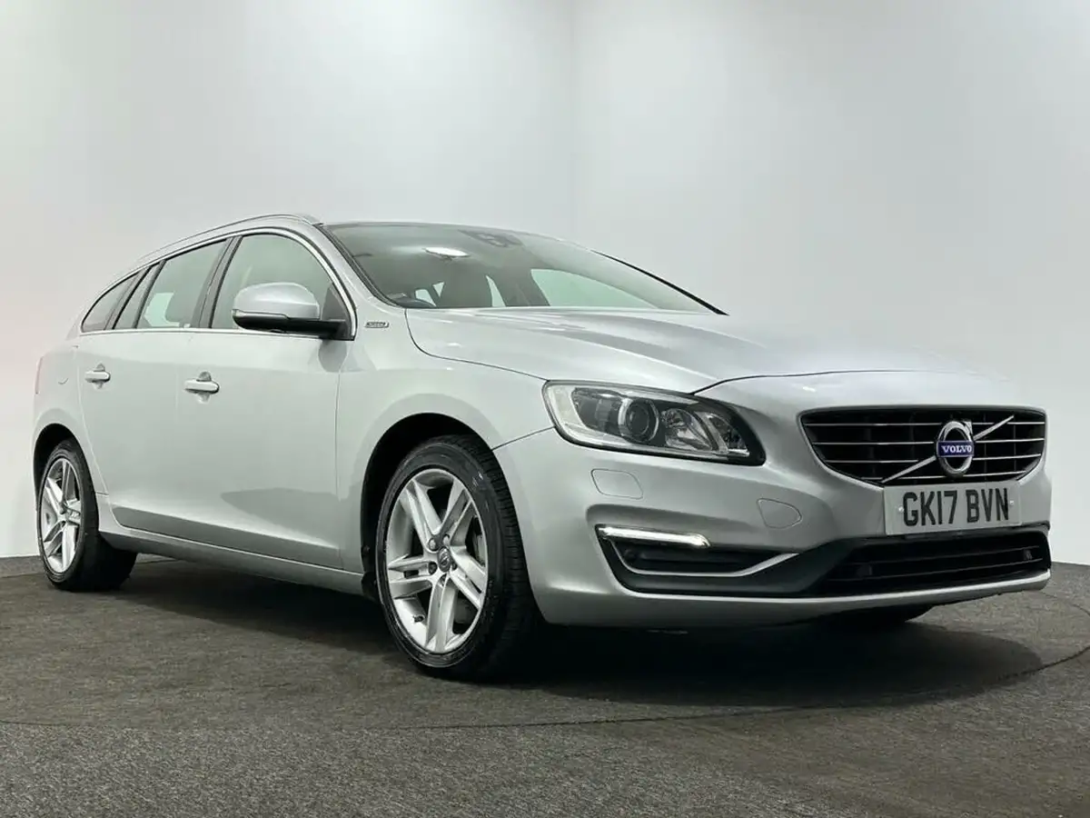 2017-volvo-v60-24td-d6-se-lux-big-52