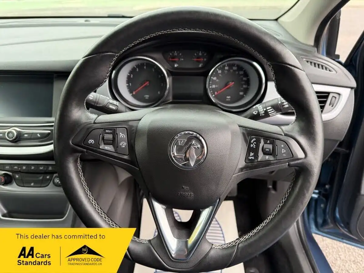 2017-vauxhall-astra-14i-16v-turbo-energy-big-8