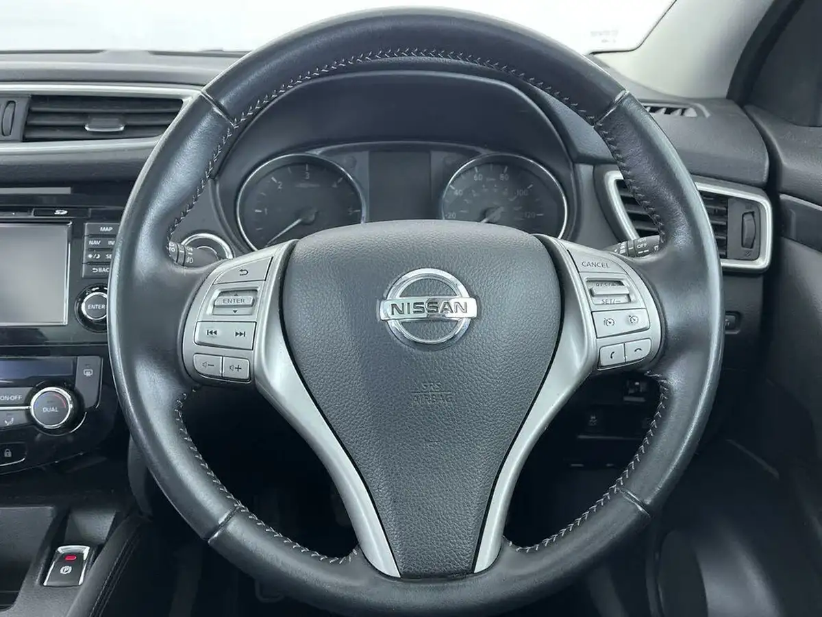 2015-nissan-qashqai-15dci-n-tec-big-29