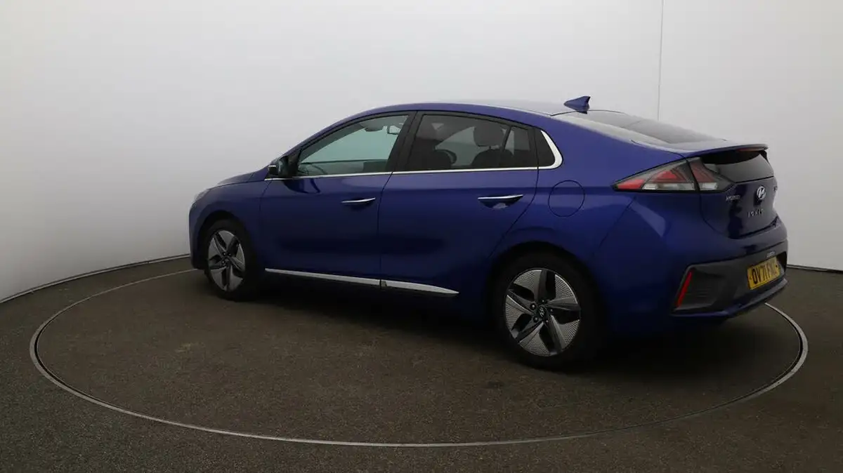 2021-hyundai-ioniq-16-gdi-premium-se-hybrid-big-25