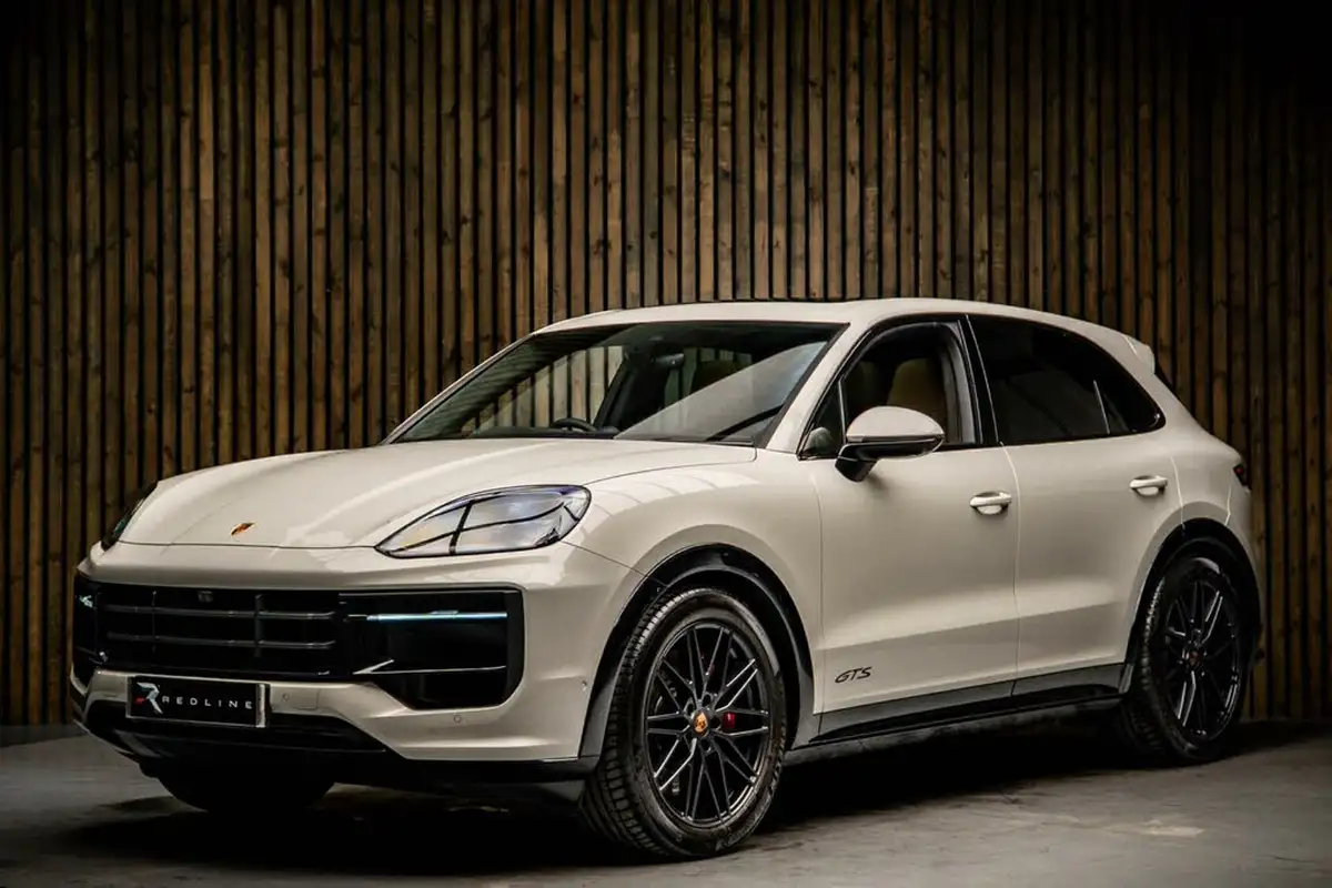 2024-porsche-cayenne-40-v8-gts-500ps-station-wagon-big-7