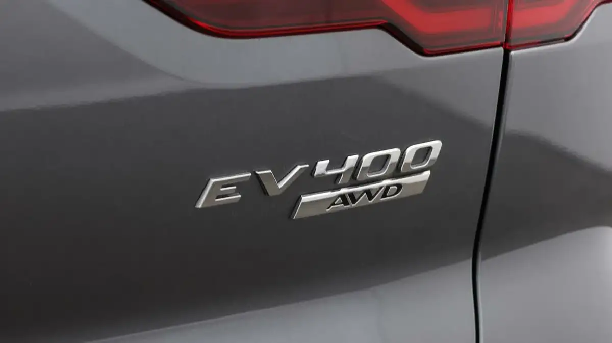2019-jaguar-i-pace-ev400-se-big-22