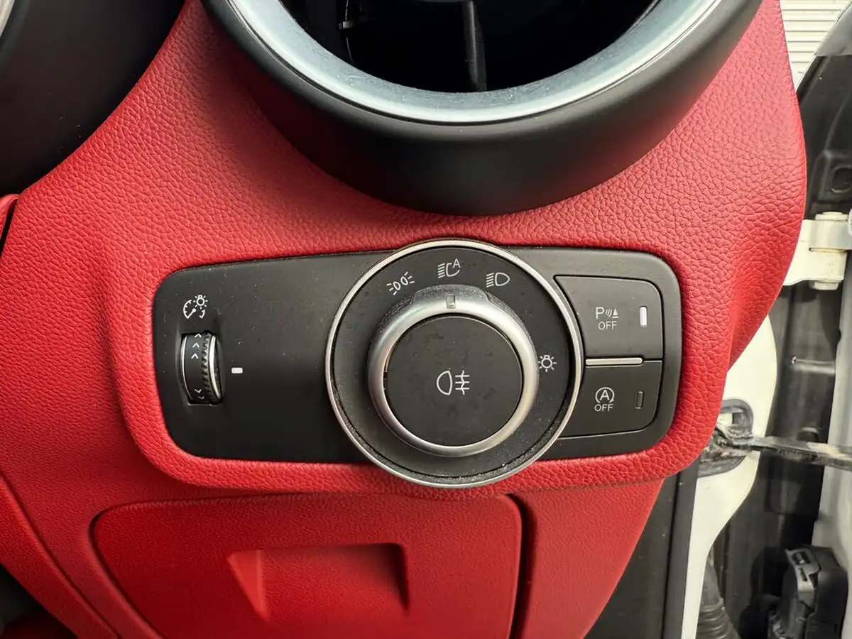 2019-alfa-romeo-stelvio-20-ti-big-40