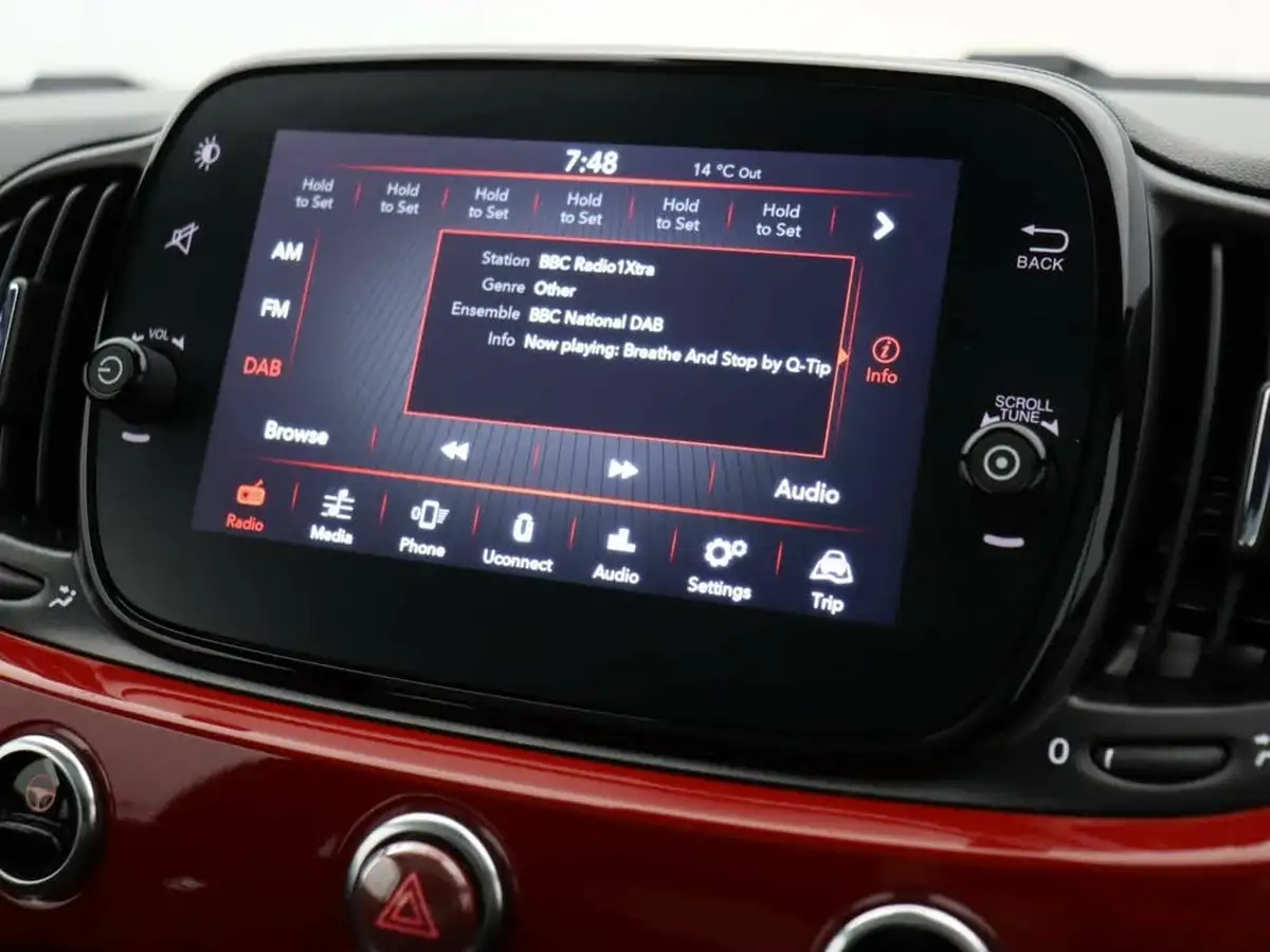 2022-fiat-500-10-red-big-33